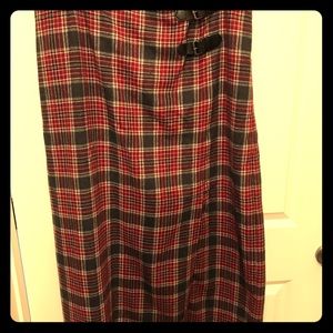Mid calf plaid skirt. Size 18